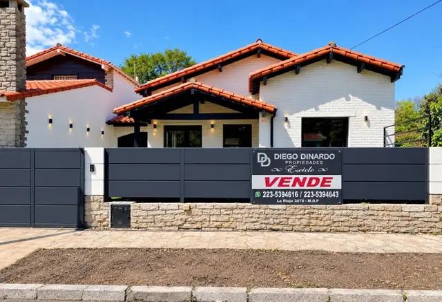 Casa de 4 ambientes en venta en LOMAS DE STELLA MARIS