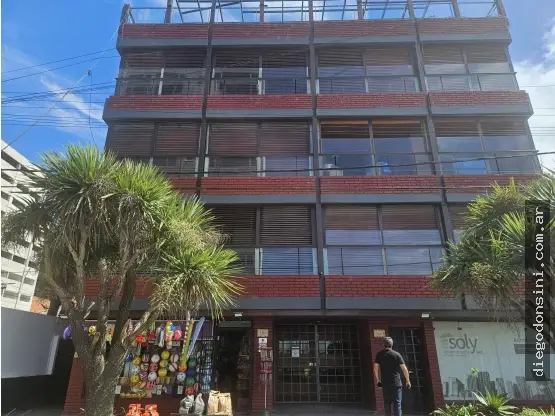 Departamento de 4 ambientes en venta en PUNTA MOGOTES