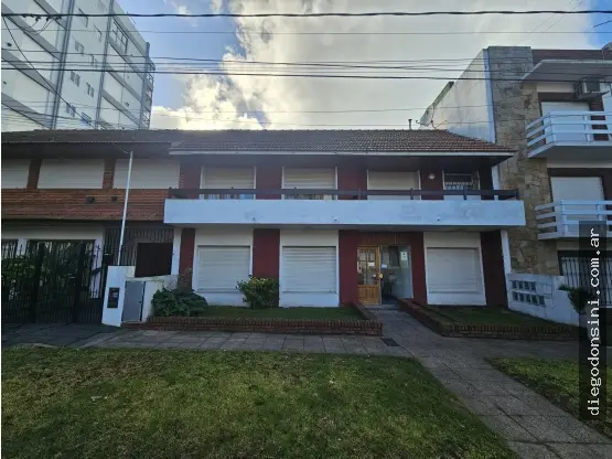 Departamento de 3 ambientes en venta en BOSQUE PERALTA RAMOS