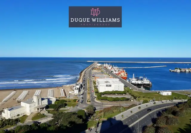 Departamento de 6 ambientes en venta en BOSQUE GRANDE