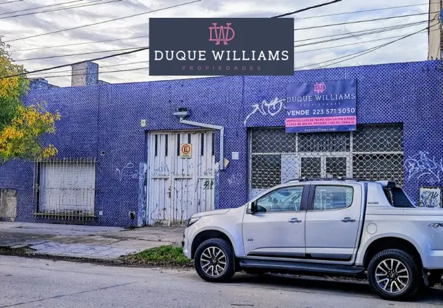 Local en venta en SANTA MONICA