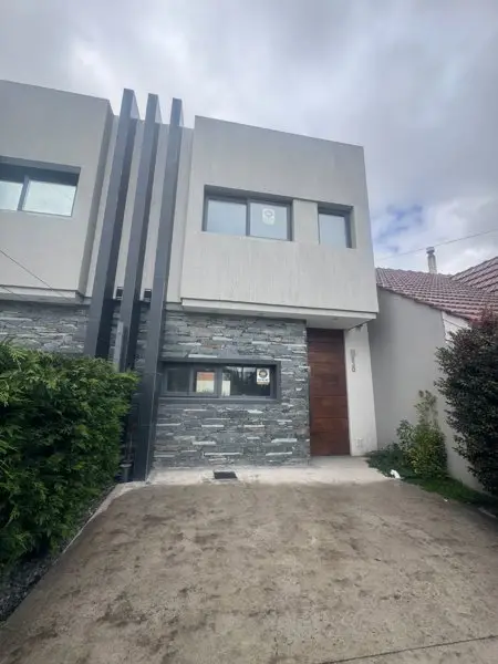 PH de 4 ambientes en venta en LOS PINARES