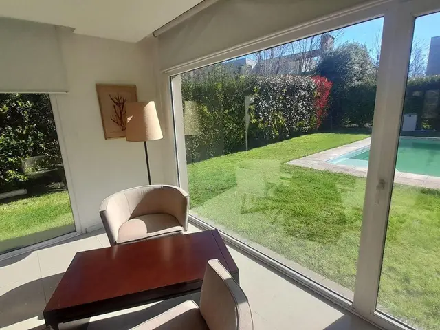 Casa de 5 ambientes en venta en BOSQUE ALEGRE