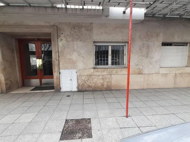 Departamento de 3 ambientes en venta en LA PERLA