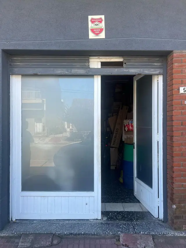 Local de 1 ambiente en venta en LAS AVENIDAS