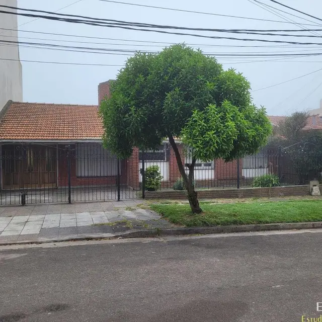 Casa de 5 ambientes en venta en PUNTA MOGOTES