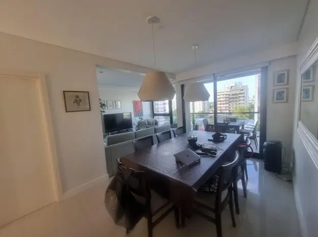Departamento de 4 ambientes en venta en Centro