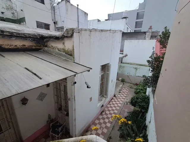 Casa de 4 ambientes en venta en ESTACION TERMINAL (ALDREY)