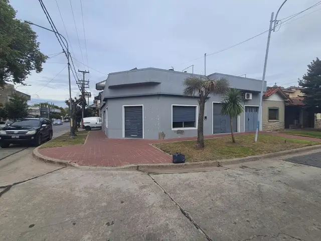Local de 2 ambientes en alquiler en PERALTA RAMOS OESTE
