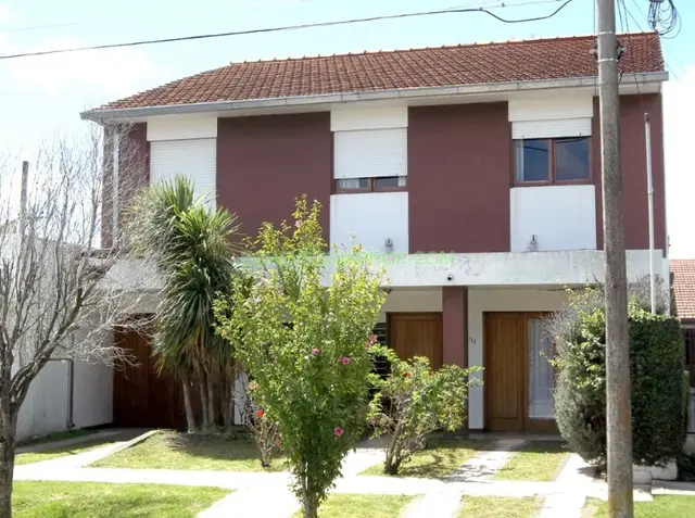 Casa de 10 ambientes en venta en PARQUE LURO