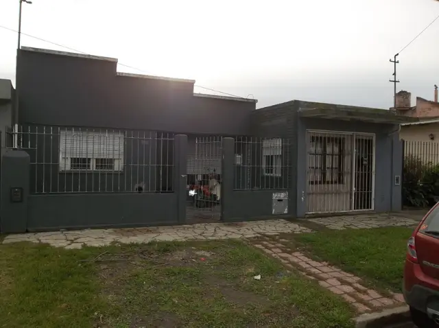 Casa de 2 ambientes en venta en LAS LILAS