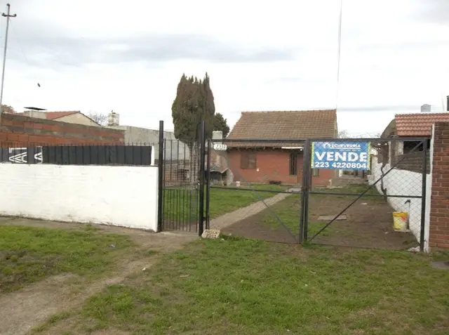 Casa de 3 ambientes en venta en LAS LILAS