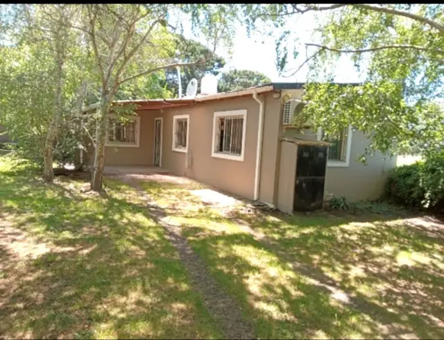 Casa de 3 ambientes en venta en LOS ACANTILADOS