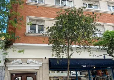 Departamento de 4 ambientes en venta en Centro