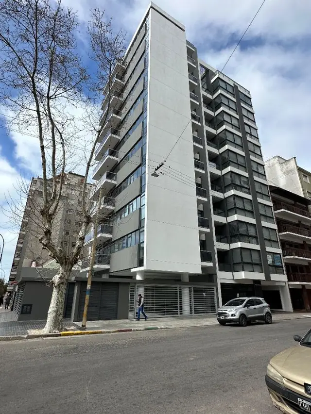 Departamento de 3 ambientes en venta en Centro