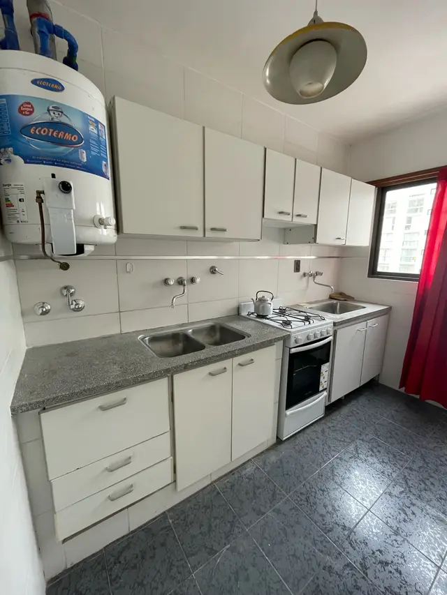 Departamento de 2 ambientes en alquiler en Centro