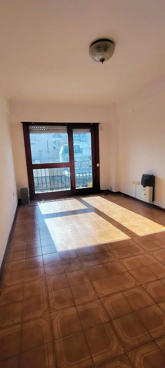 Departamento de 2 ambientes en alquiler en ESTACION TERMINAL (ALDREY)
