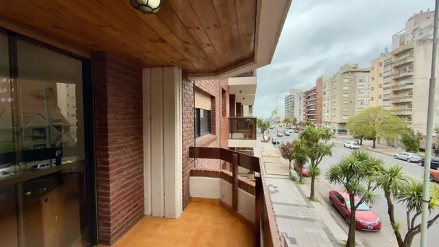 Departamento de 3 ambientes en alquiler en LA PERLA