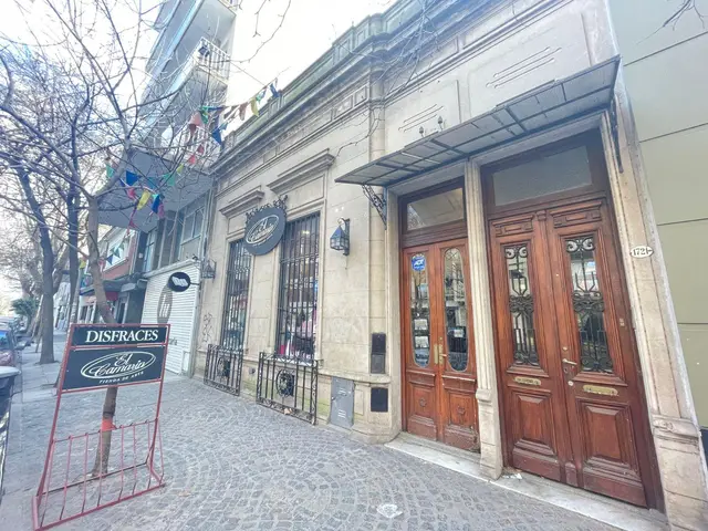 Casa de 5 ambientes en venta en Centro