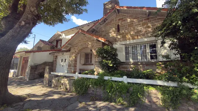 Casa de 5 ambientes en venta en LOMAS DE STELLA MARIS