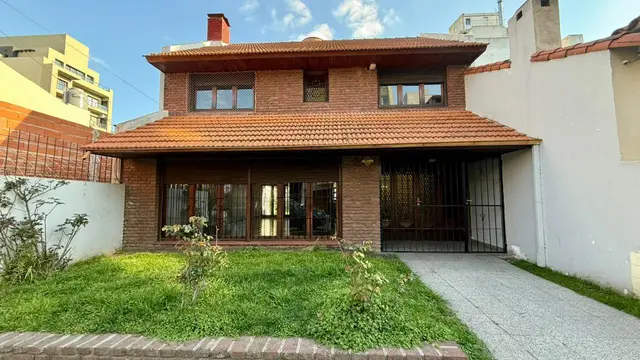 Casa de 3 ambientes en venta en ESTACION TERMINAL (ALDREY)