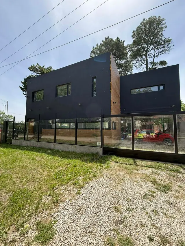 Casa de 5 ambientes en venta en Mar del Plata