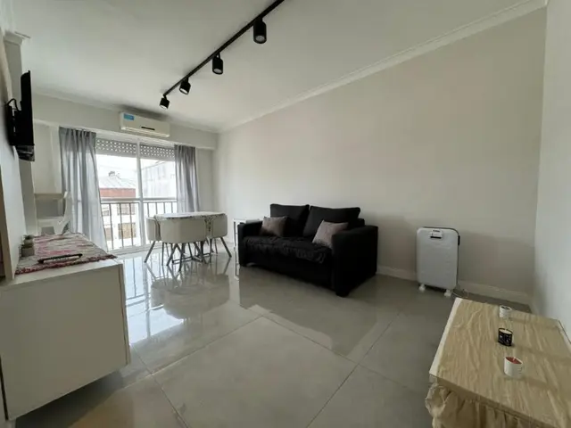 Departamento de 3 ambientes en venta en ESTACION TERMINAL (ALDREY)