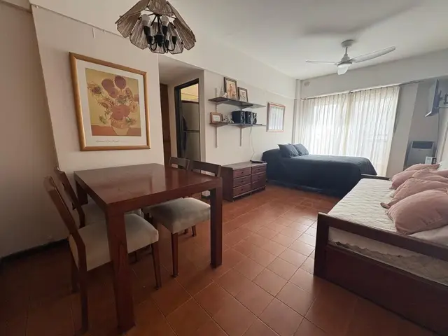 Departamento de 1 ambiente en alquiler temporario en Plaza Colón