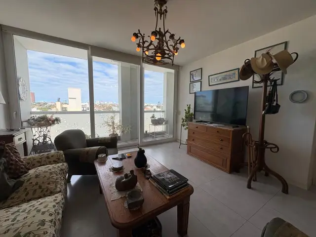 Departamento de 3 ambientes en venta en ESTACION TERMINAL (ALDREY)
