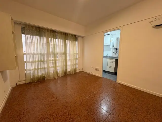 Departamento de 2 ambientes en alquiler en Centro