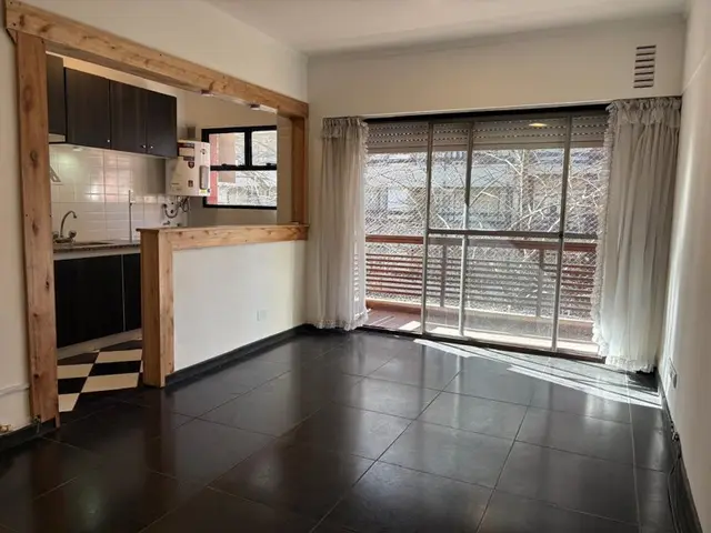 Departamento de 3 ambientes en venta en La Perla