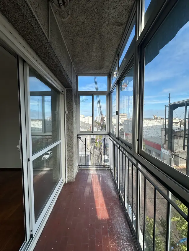 Departamento de 3 ambientes en venta en San Juan