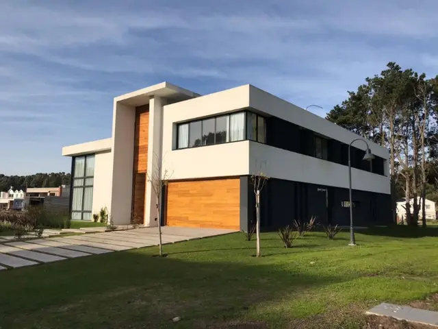 Casa de 4 ambientes en venta en Mar del Plata