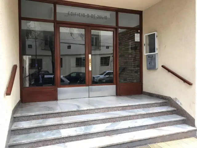 Departamento de 2 ambientes en alquiler en LA PERLA