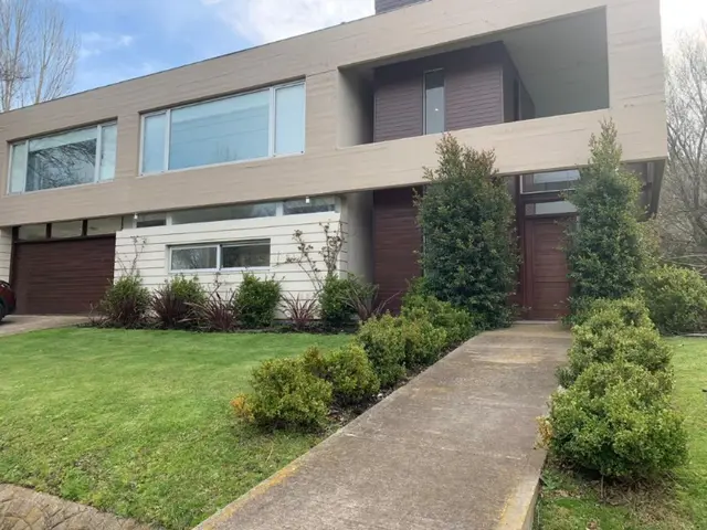 Casa de 4 ambientes en venta en BOSQUE ALEGRE