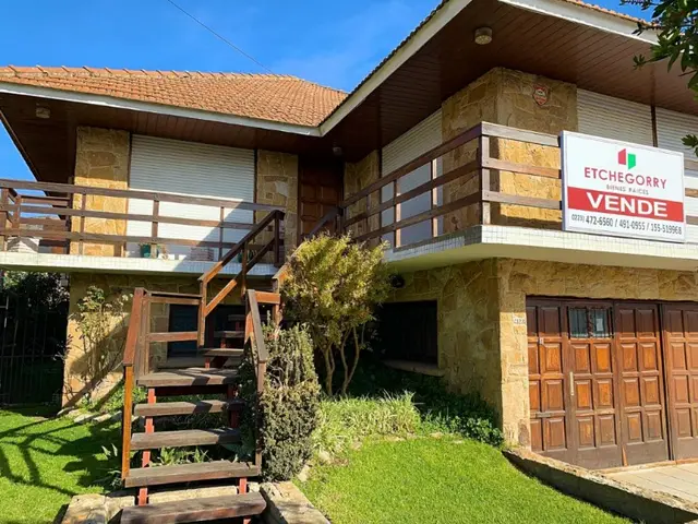 Casa de 4 ambientes en venta en PARQUE LURO
