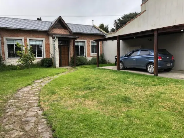 Casa de 4 ambientes en venta en PUNTA MOGOTES