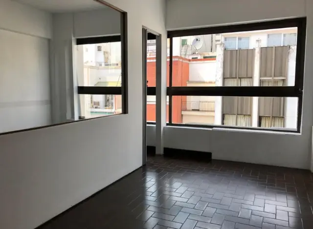 Local de 4 ambientes en venta en Centro