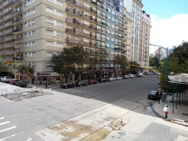 Departamento de 3 ambientes en venta en AREA CENTRO