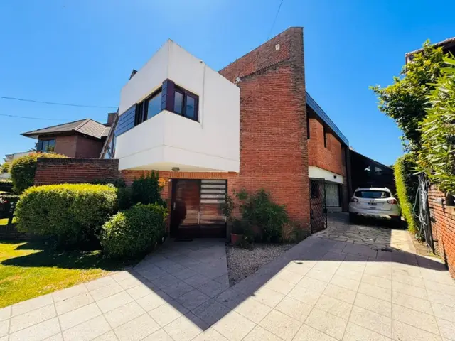 Casa de 5 ambientes en venta en ESTRADA JOSE MANUEL