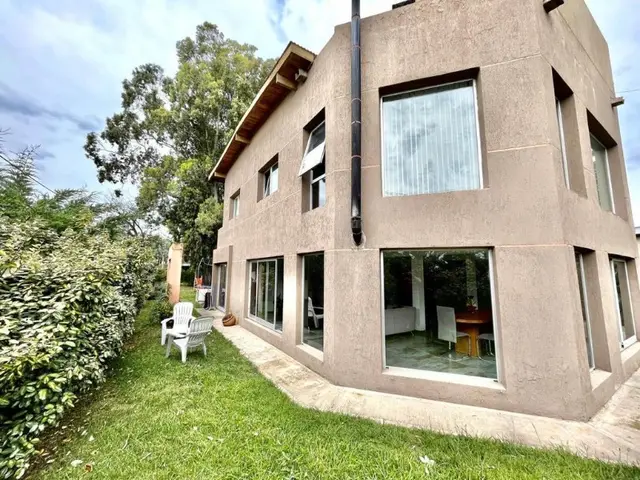 Casa de 4 ambientes en venta en Mar del Plata