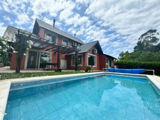 Casa de 3 ambientes en venta en SIERRA DE LOS PADRES