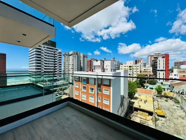 Departamento de 2 ambientes en venta en PLAYA GRANDE