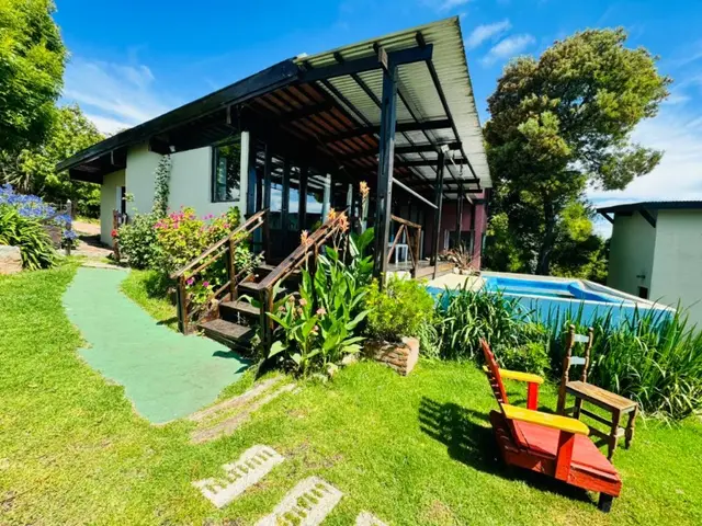 Casa de 4 ambientes en venta en SIERRA DE LOS PADRES