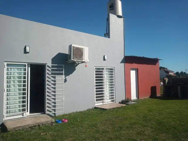 Casa de 3 ambientes en venta en Los Acantilados