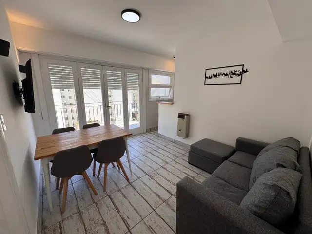 Departamento de 2 ambientes en venta en AREA CENTRO