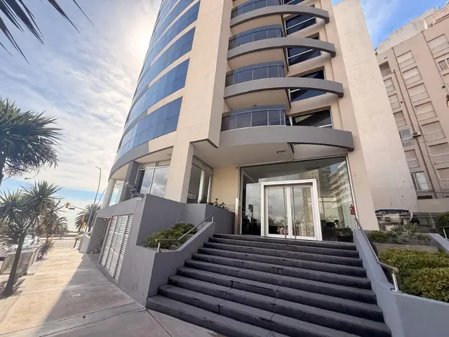 Departamento de 3 ambientes en venta en ESTACION TERMINAL (ALDREY)