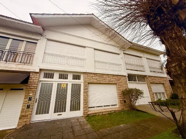 Casa de 4 ambientes en alquiler en LOS TRONCOS