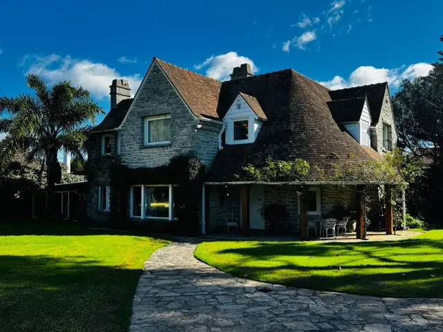 Casa de 10 ambientes en venta en LOMAS DE STELLA MARIS