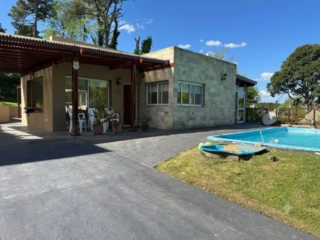 Casa de 3 ambientes en venta en Sierra de los Padres